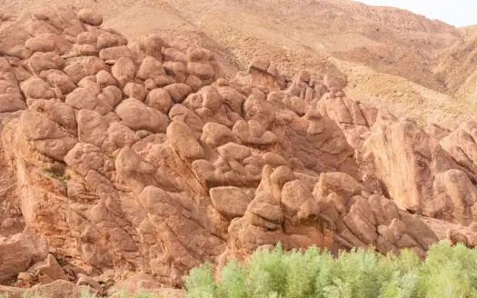 Formaciones rocosas de las gargantas del Dadés, en pleno desierto