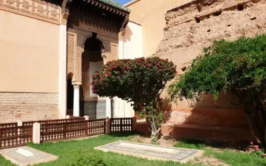 Tumbas Saadíes de Marrakech: Historia, Guía y Consejos 2026
